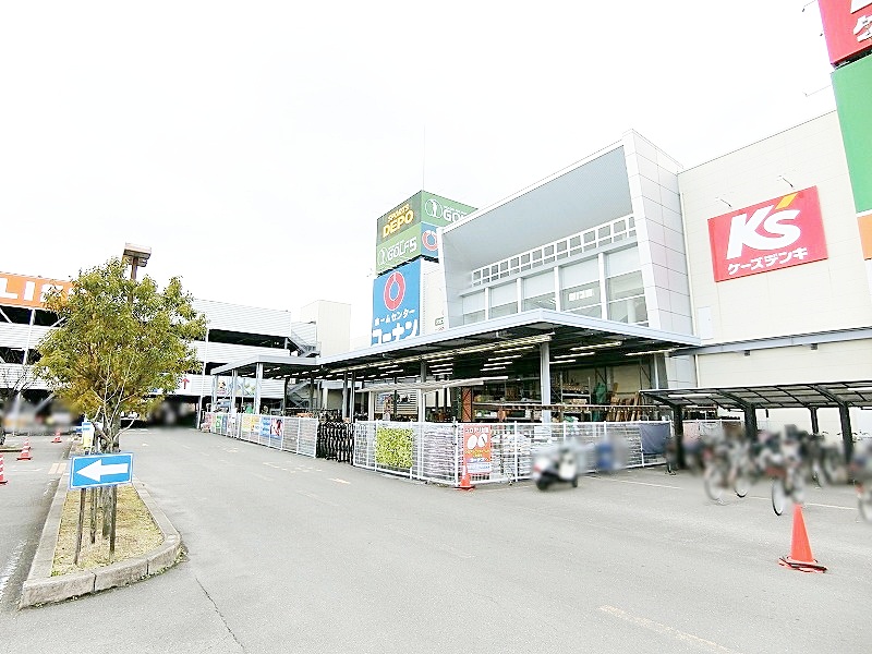 ホームセンターコーナン高槻城西店
